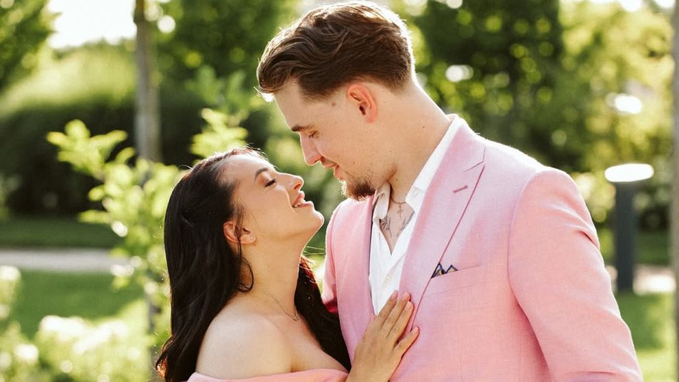 Larisa Iordache și Cristian Chiriță și-au botezat fetița! Primele imagini cu chipul micuței Amira Andreea: „Cea mai frumoasă promisiune a iubirii noastre...”