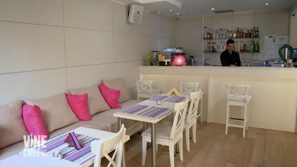 Inca un restaurant salvat de la faliment de echipa Vine CHEF-ul! Cum arata dupa interventia lui chef Victor Melian