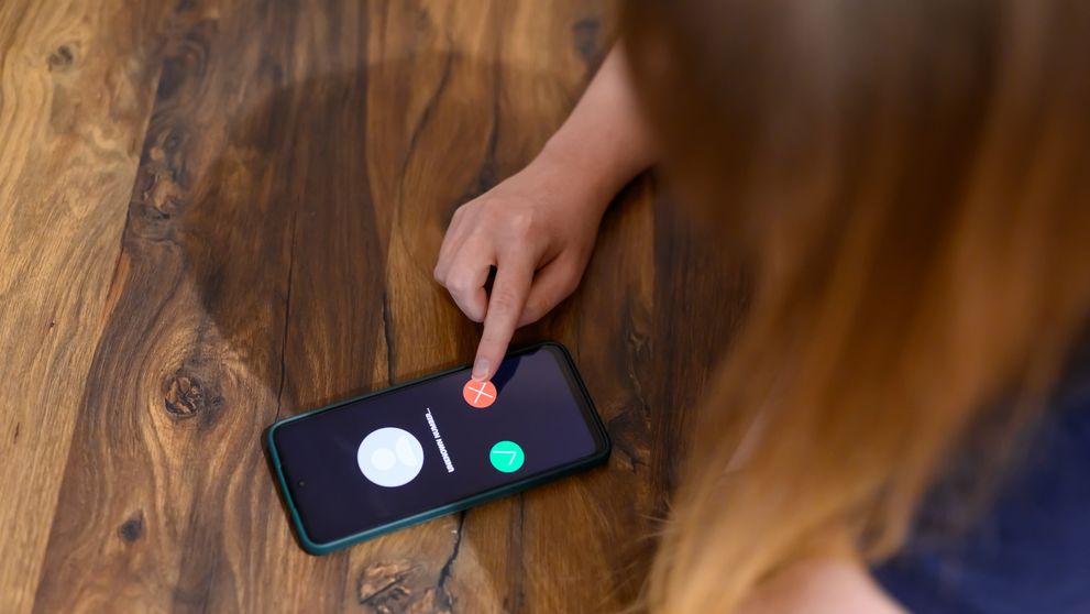 Persoanele care nu răspund niciodată la telefon au un trăsătură comună de personalitate, potrivit psihologiei