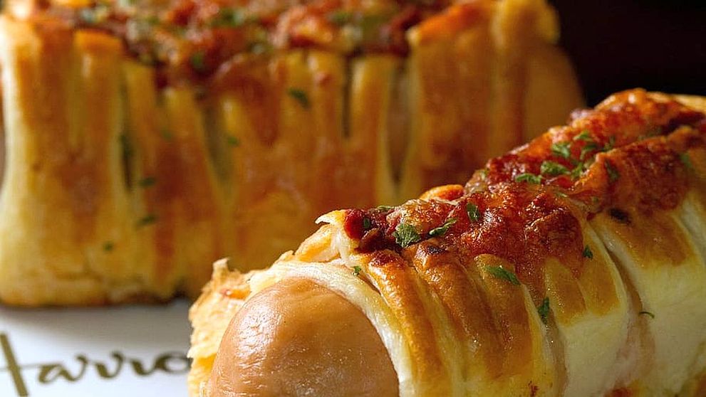 (P) Caracteristicile unui model economic de vitrină caldă de patiserie