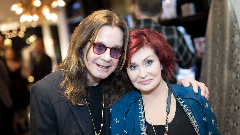 Sharon Osbourne vrea să-l îngroape pe Ozzy în grădina vilei lor din Marea Britanie. Artistul a murit acasă, înconjurat de familie