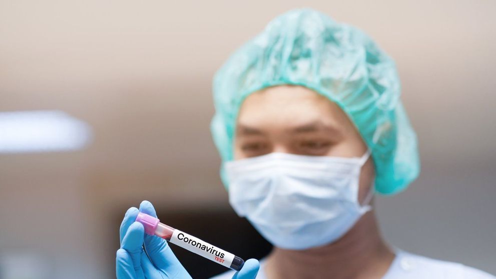 Record de morți cauzate de coronavirus într-o singură zi. Când cred specialiștii că va fi eradicat virusul