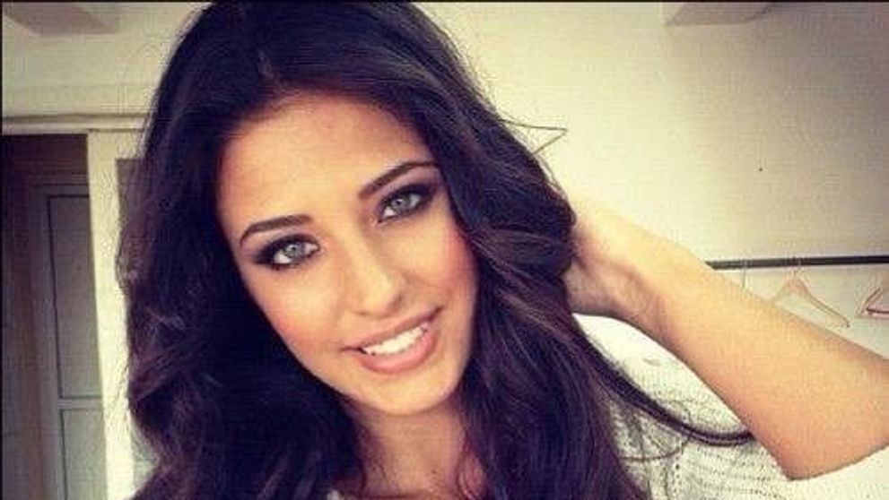 Ce face Antonia in masina, cu doi barbati: VIDEO