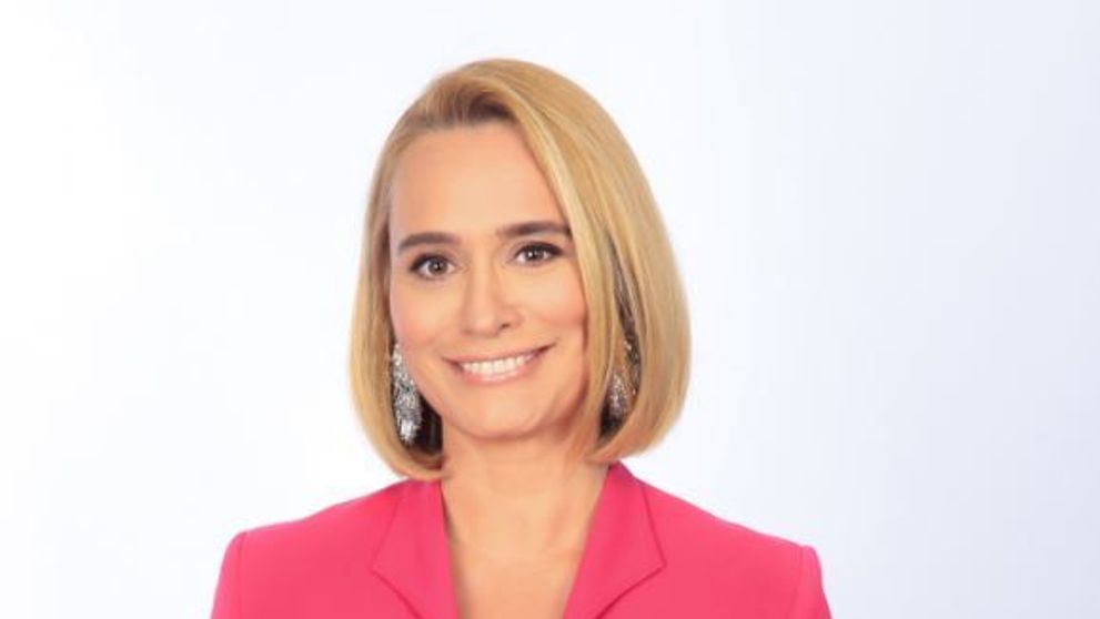 Andreea Esca îl va însoți pe Papa Francisc în avionul papal, la venirea în România!