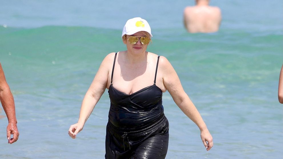 O recunoști? Este una dintre frumusețile blonde de la Hollywood: ”M-am îngrășat 14 kilograme de la stres”