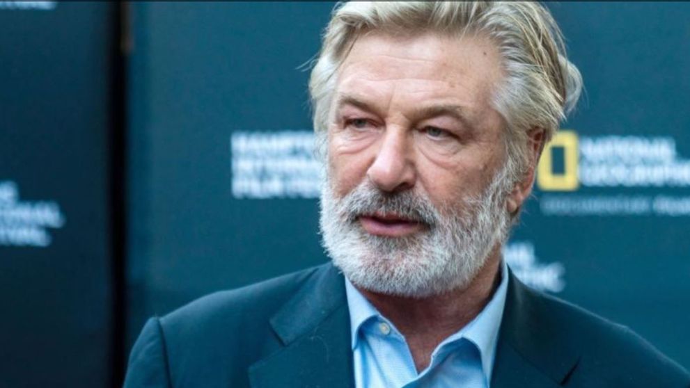 Ancheta FBI s-a finalizat: Alec Baldwin a apăsat pe trăgaciul armei care a ucis-o pe Halyna Hutchins