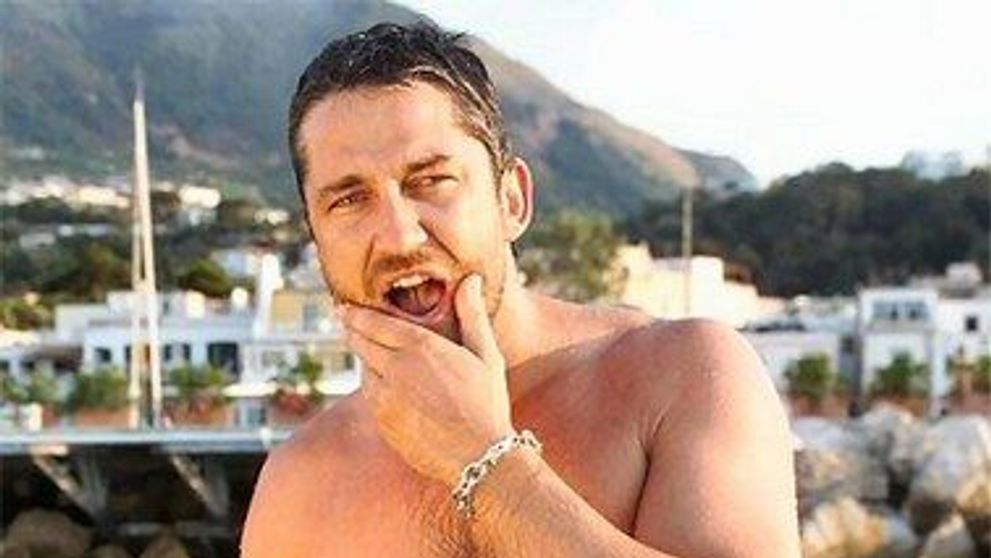 Nimeni nu se astepta la asta. Ce gest a facut Gerard Butler, in timp ce Madalina Ghenea isi vedea linistita de cariera