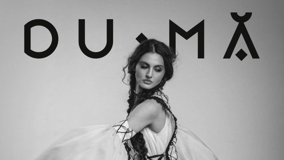 Aura Șova a lansat single-ul „Du-mă”, a doua melodie extrasă de pe albumul de debut: „Piesa vorbește despre speranță, despre iluzia unei iubiri care nu poate fi trăită pe deplin!”