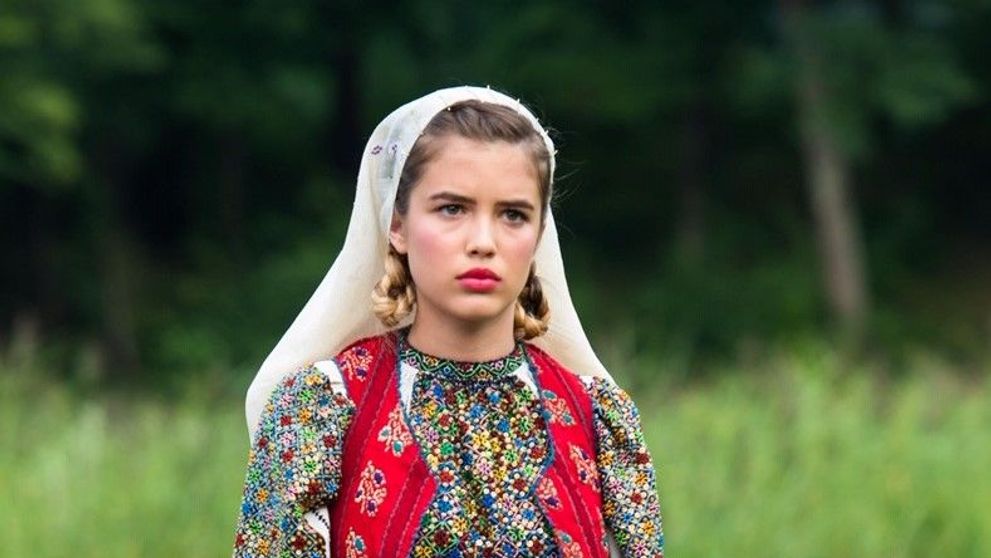 Ambasada României în Turcia sărbătorește ia românească cu o prezentare de modă de excepție și un eveniment caritabil
