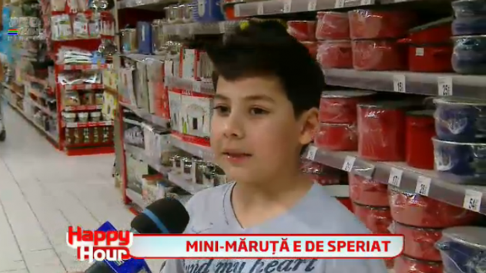 Farsa in supermarket cu mini-Maruta. Cum a reusit baietelul sa scoata din sarite o multime de clienti: VIDEO