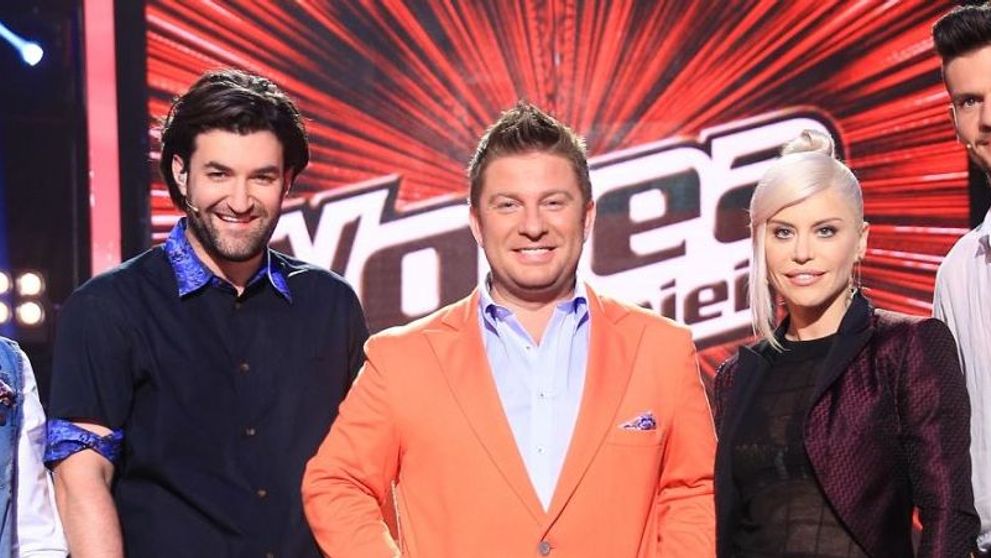 Astazi incepe Vocea Romaniei! In aceasta seara, antrenorii si Pavel Bartos vor comenta live pe Facebook!