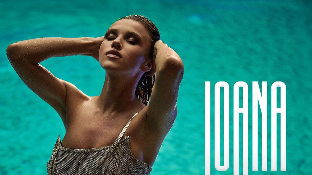 Ioana Ignat prezintă albumul ei de debut, omonim, ca o oglindă a sufletului ei: „Am vrut ca oamenii să mă cunoască cu adevărat și să fiu eu 100%”