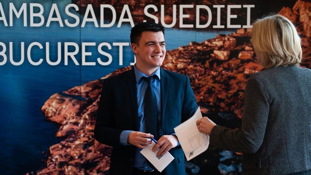 Cine se afla în spatele contului de facebook: Ambasada Suediei în România. Cristian Botan a postat un ultim mesaj
