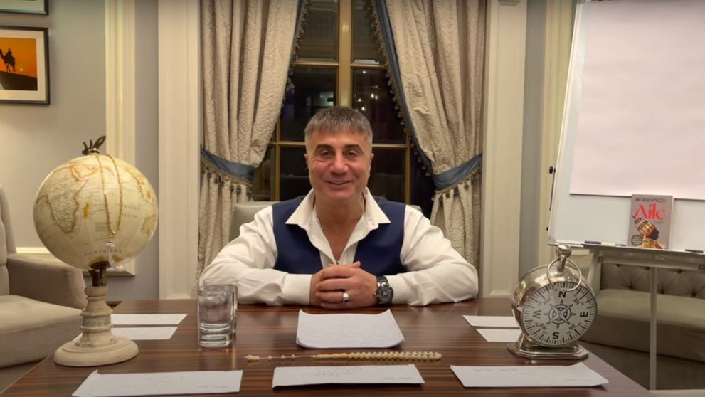 Un mafiot turc și-a făcut cont pe YouTube și dezvăluie cum fac autoritățile înțelegeri cu infractorii