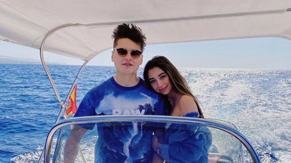 Selly și Gami au făcut schimb de iubite! Liderul 5 Gang, filmat la brațul tinerei Ioana Pintilie