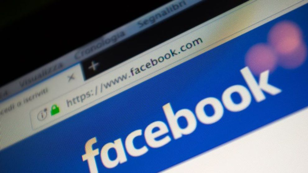 Facebook a căzut la nivel global. Utilizatorii nu reușesc să se autentifice