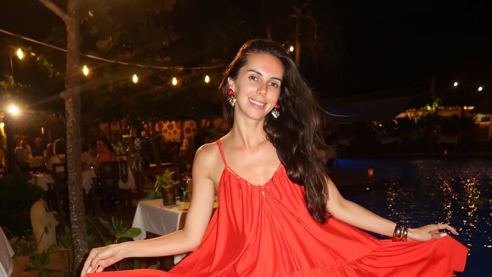 Georgiana Lobonț, pusă la zid de fani după ce s-a fotografiat în costum de baie: „Iartă-mă că întreb. Ești vie?”. Câte kilograme are, de fapt, artista