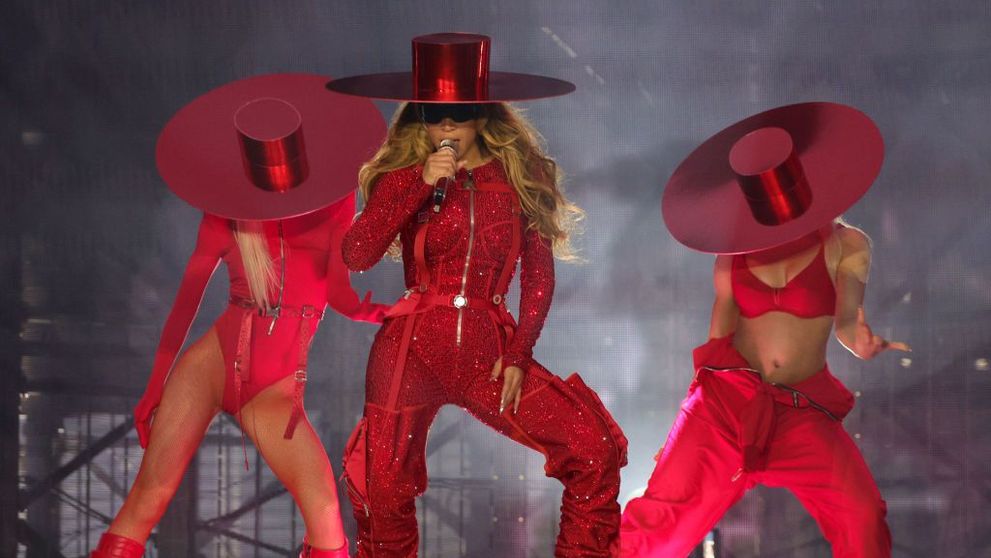 Blue Ivy a uimit publicul la un concert din Paris. Cum a apărut fiica lui Beyonce pe scenă