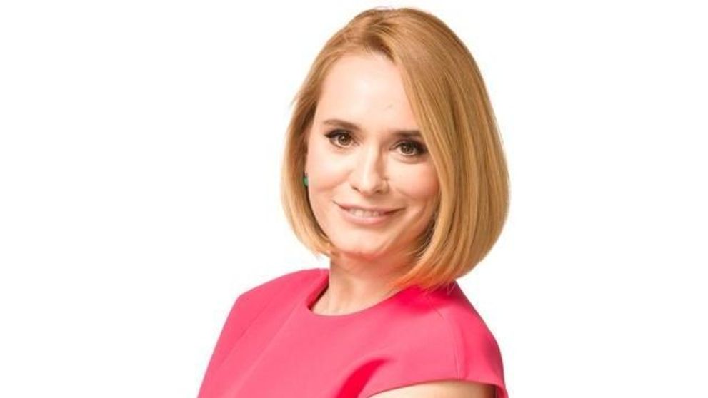 Andreea Esca imbratiseaza o noua pasiune: On-line-ul!