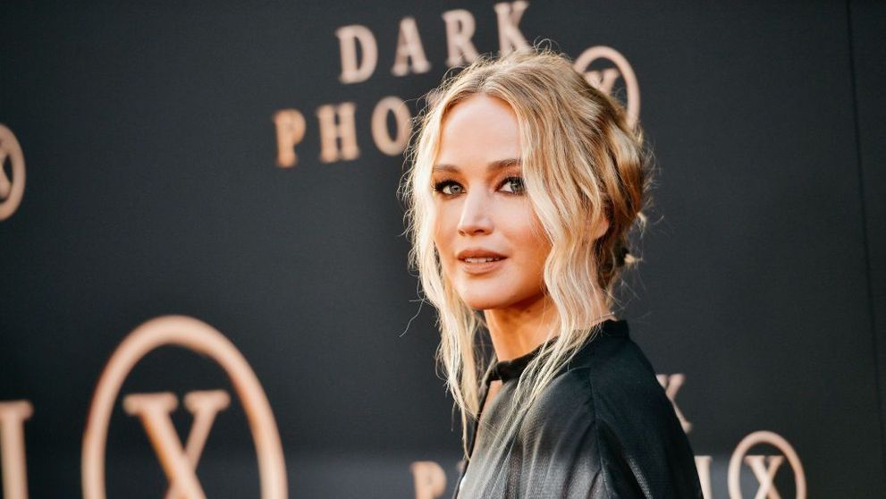 Nu a mai fost văzută în public de șase luni. Imagini noi cu Jennifer Lawrence: ce detaliu au observat fanii