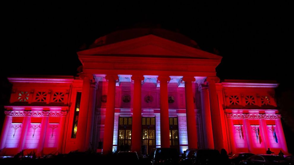 Le-ați vedea dacă nu ar fi iluminate? Zece clădiri emblematice pentru istoria României