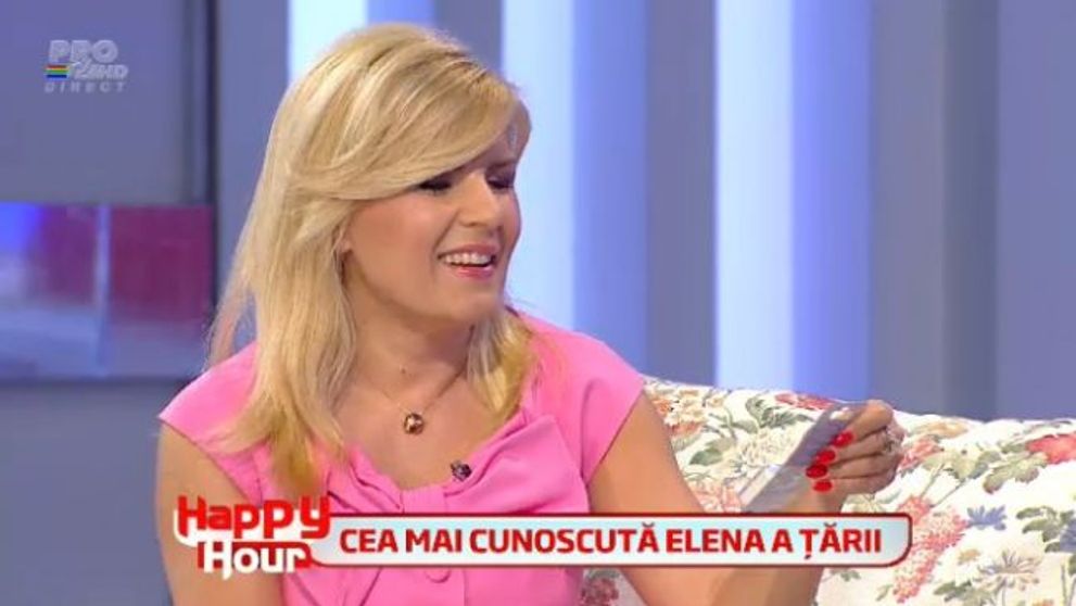 Amintiri de la casatoria Elenei Udrea. A purtat o rochie indrazneata, scurta si cu decolteu adanc. Vezi si cum a fost incaltata
