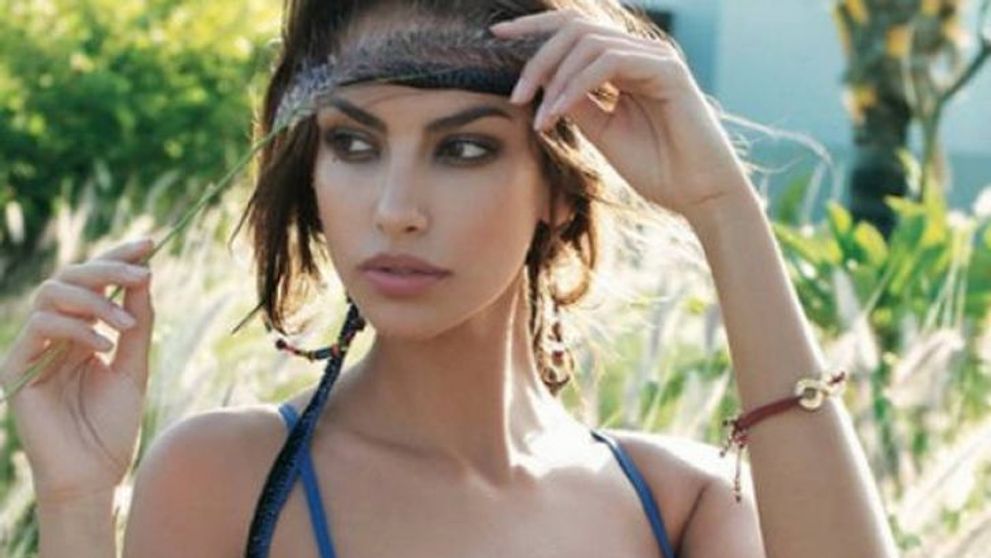 Madalina Ghenea, cu nurii la vedere. Fanilor nu le-a venit sa creada ca a publicat chiar ea imaginile 