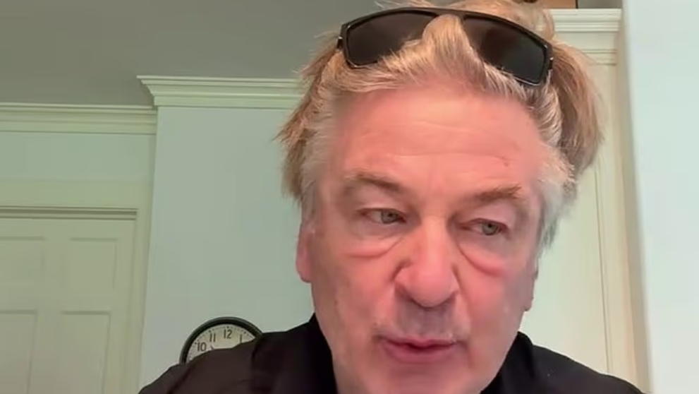 Alec Baldwin, discurs ”narcisist, incoerent și complet nebunesc” la moartea lui Sam Neill. Fanii au fost complet siderați. Ce a putut să spună actorul