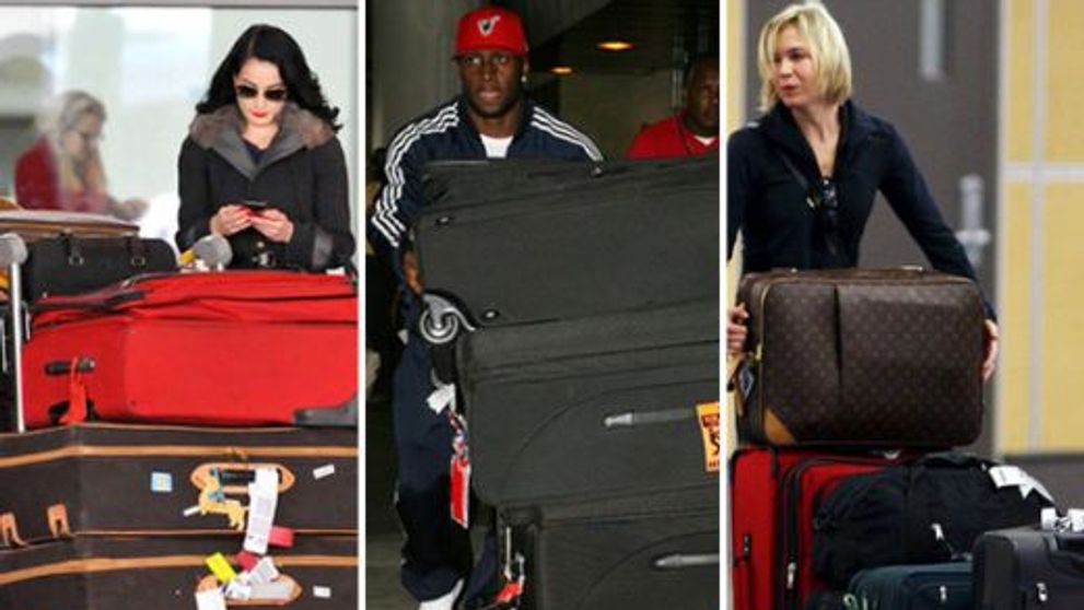 Celebritatile, cu munti de bagaje pe aeroporturile lumii! FOTO