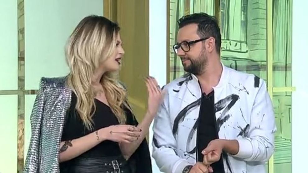 VIDEO Marilu, adolescenta de care se râdea în liceu a ajuns top model international