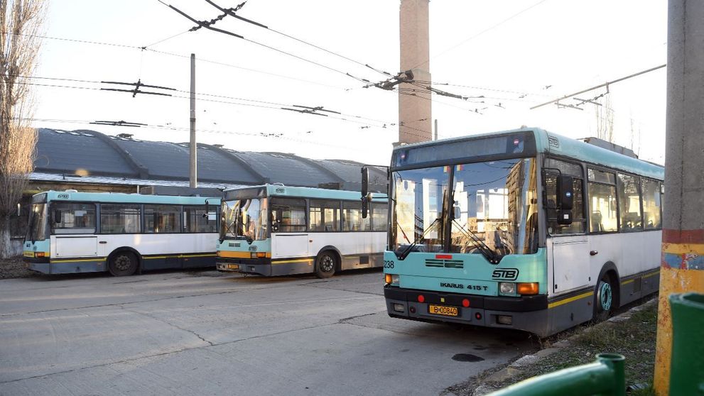 Cât câștigă angajații STB? Fluturașul cu salariul pe care îl încasează un șofer STB - FOTO