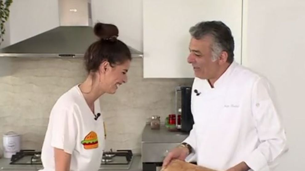 VIDEO Chef Hadad gătește cu ce găsește la Ioana Filimon
