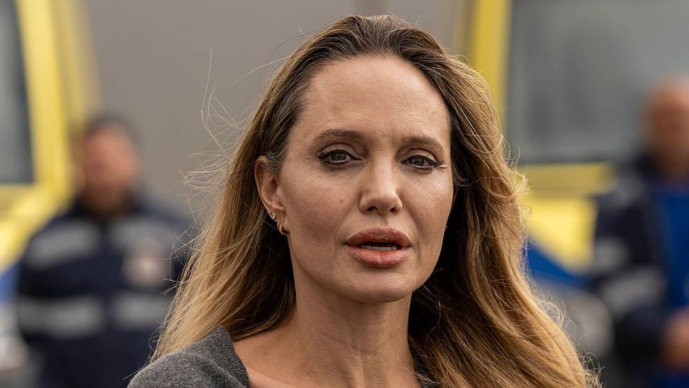 Angelina Jolie a pierdut! Războiul vechi de 20 de ani s-a reaprins la Hollywood: Ce actriță e acuzată că i-a furat rolul