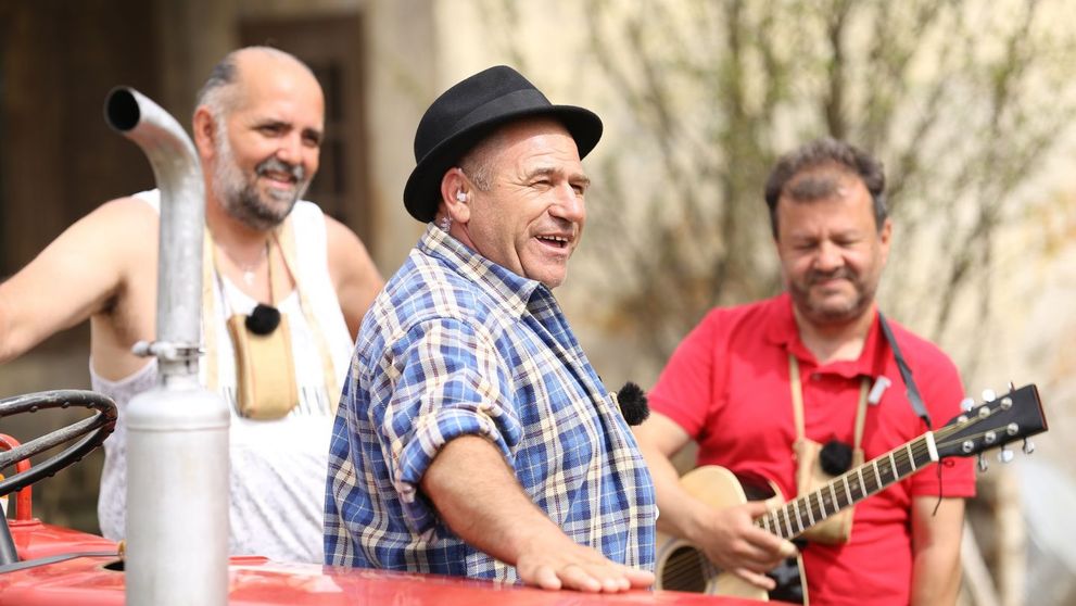 Ferma vedetelor se pregateste de o noua saptamana plina de rasturnari de situatie