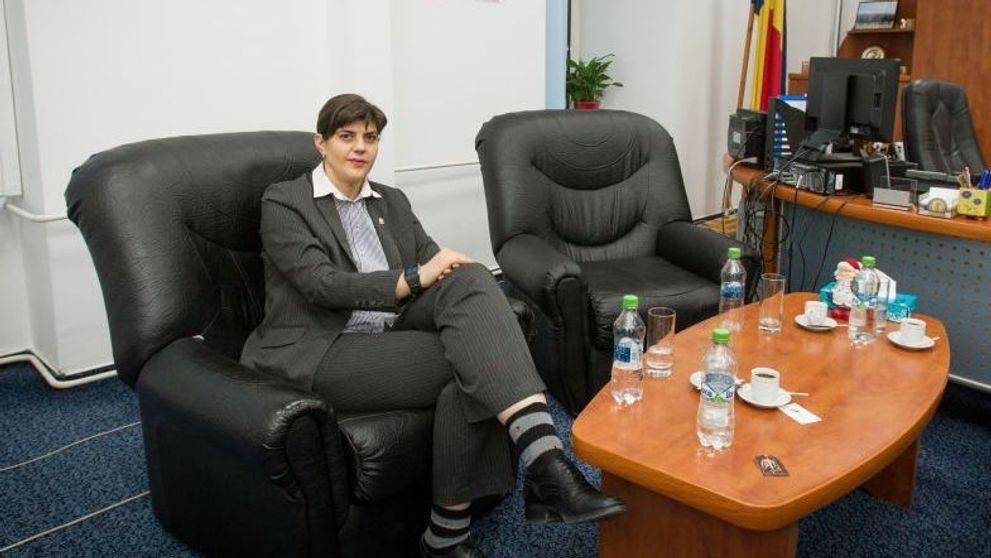 Laura Codruţa Kovesi: 