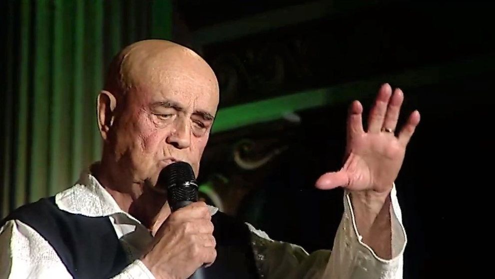 Nea Beni le are cu muzica tânără. Care sunt artiștii preferați ai lui Benone Sinulescu