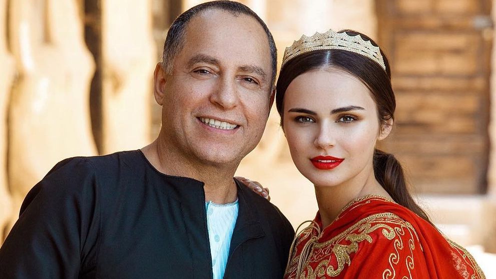 Xenia Deli a făcut o schimbare radicală în viața sa. După ce i-a dăruit doi copii miliardarului egiptean, s-a mutat în Elveția