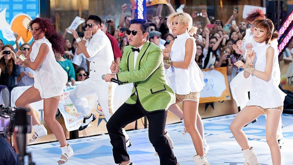 Genul K-pop a devenit popular odată cu hitul ”Gangnam Style” a lui Psy. Ce face în prezent cel mai cunoscut cântăreț sud-coreean