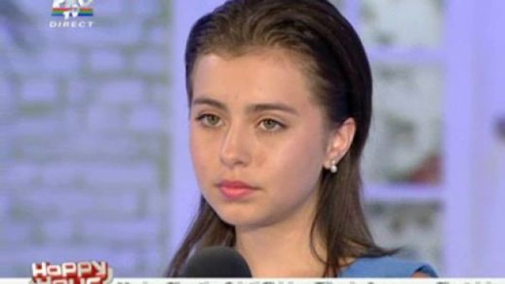 Nepoata lui Ion Dolanescu, Maria, este foarte talentata! Vezi aici cum a cantat la Happy Hour! VIDEO