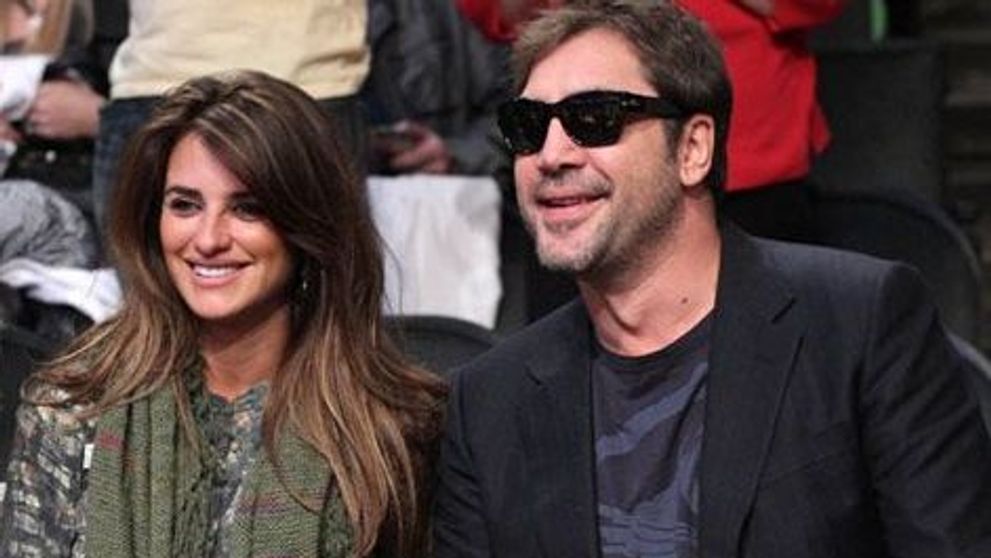 Penelope Cruz si Javier Bardem, parinti! - Alege un nume pentru baietelul lor!