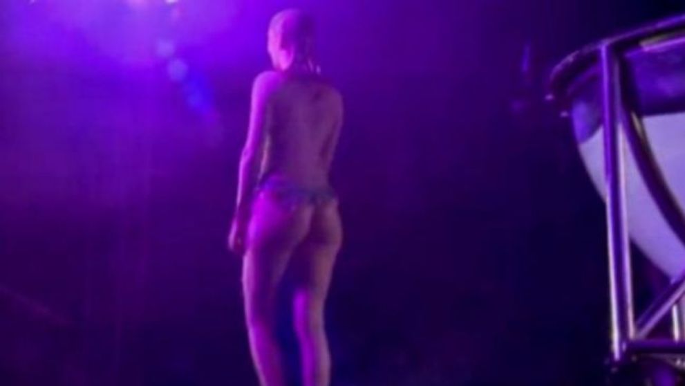 Diana Dumitrescu, o sirena SUPER SEXY pe scena circului. <span style=