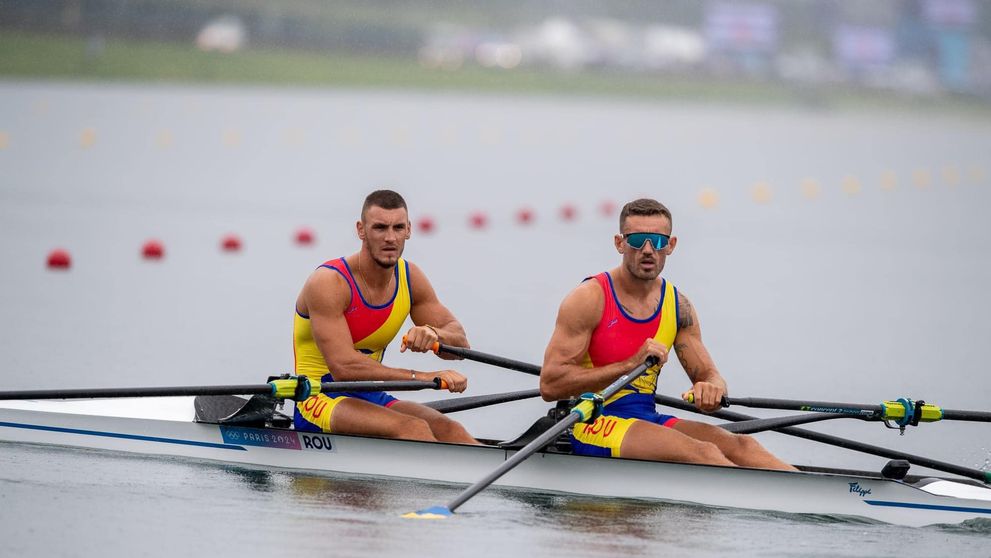 Cine sunt băieții care au obținut medalia de AUR la canotaj, la Jocurile Olimpice 2024. Cornea Andrei și Enache Marian au câștigat proba de dublu vâsle masculin