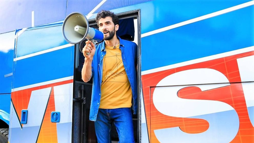 Corneliu Ulici, prezentatorul Visuri la cheie, incantat de echipa sa entuziasta