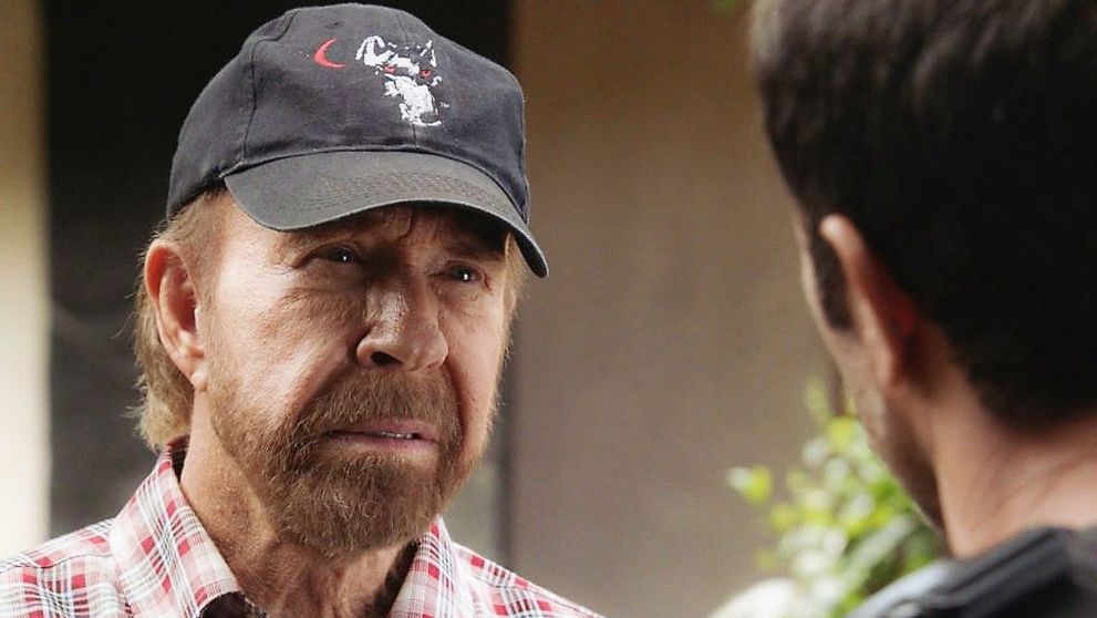Chuck Norris, mesaj înduioșător pentru mama lui. Wilma Norris a împlinit 102 ani