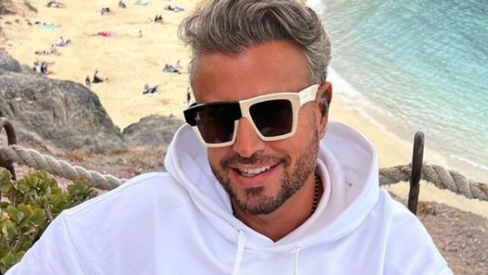 Cum se simte Cătălin Botezatu la o zi după ce i s-a montat un nou stent la inimă: „Sunt în spital”