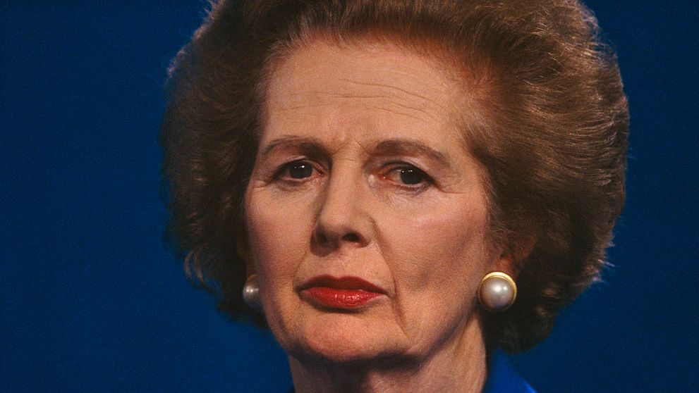 ”Doamna de Fier” Margaret Thatcher a avut două relații amoroase secrete în timpul căsniciei, una când abia devenise parlamentar. ”Îi atingea genunchiul în timpul cinei”