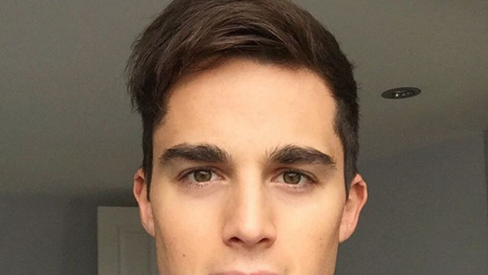 Va mai amintiti de profesorul sexy de mate? Ce s-a intamplat cu el dupa ce fotografia sa a devenit viral pe internet