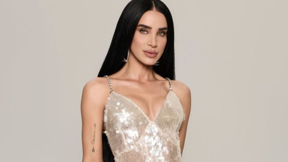 Cine este Adelina Pestritu, prezentatoarea noii emisiuni „Burlacii” de la PRO TV. A fost premiată la gala „People's Choice Awards” din California și s-a fotografiat cu Kim Kardashian