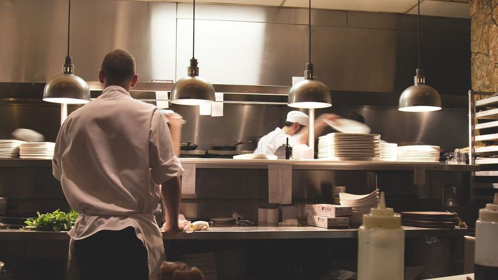 (P) Care sunt avantajele utilizarii unui cuptor gastronomic in propria bucatarie?