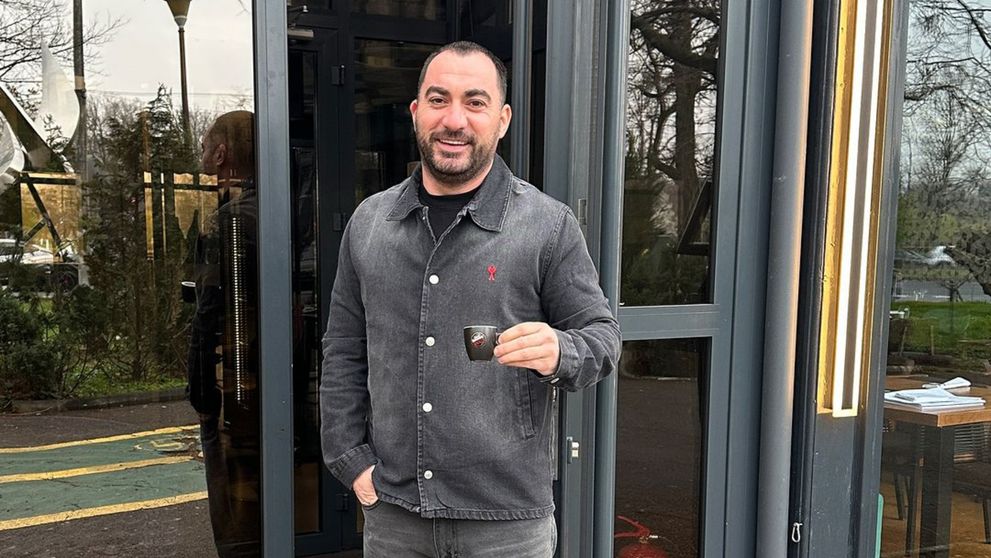 Ce a făcut Pescobar la Taverna Racilor, imediat după ce iubita lui l-a făcut tată de băiat. Filmarea a devenit virală